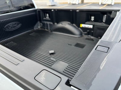 2024 Ford F-150 XLT w/ 360 Camera + 157" Wheelbase / 6.5' Box