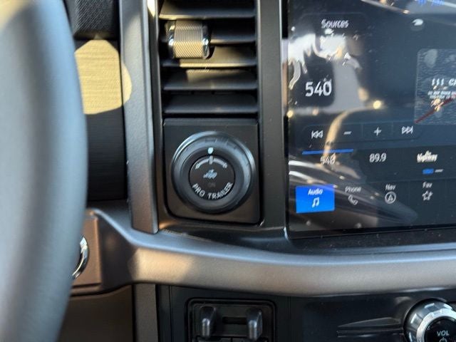 2026 Ford F-150 XLT w/Tailgate Step + FX4 Pikg