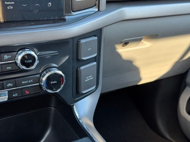 2026 Ford F-150 XLT w/Tailgate Step + FX4 Pikg