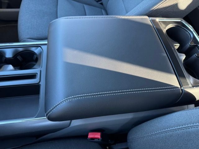 2026 Ford F-150 XLT w/Tailgate Step + FX4 Pikg