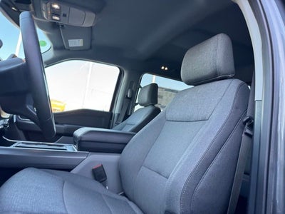 2026 Ford F-150 XLT w/Tailgate Step + FX4 Pikg