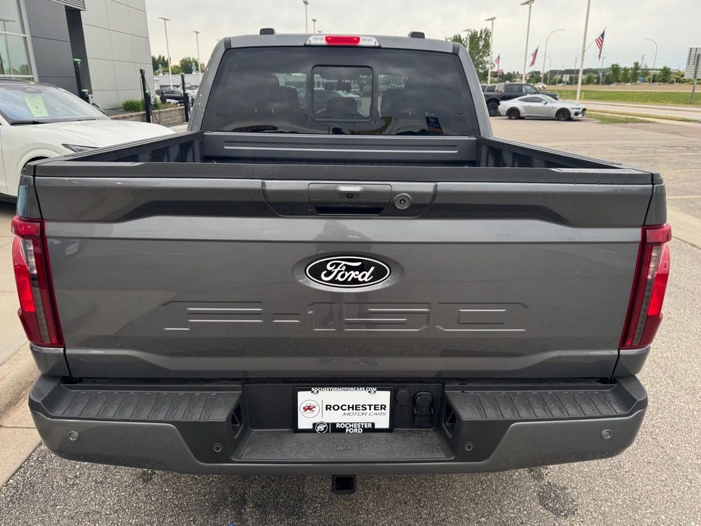 2026 Ford F-150 XLT w/Tailgate Step + Blue Cruise