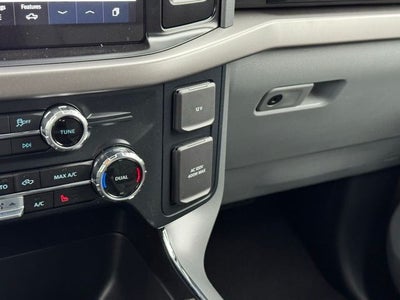 2026 Ford F-150 XLT w/Tailgate Step
