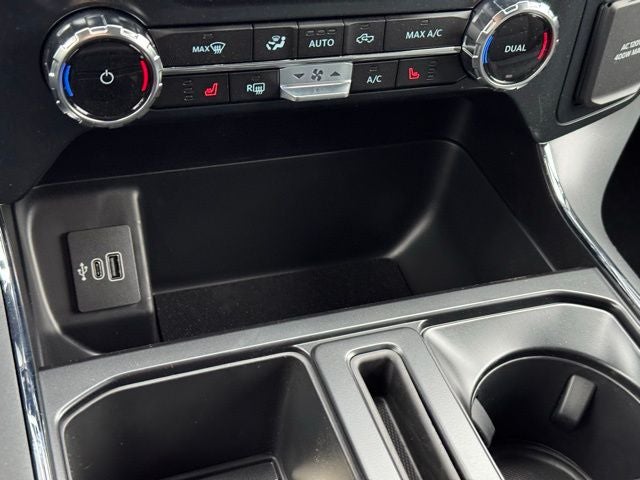 2026 Ford F-150 XLT w/Tailgate Step