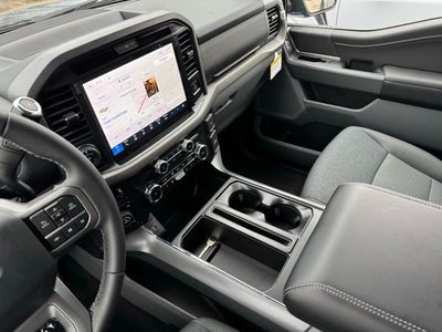 2026 Ford F-150 XLT w/Tailgate Step