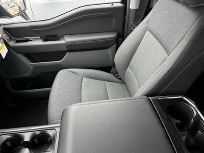 2026 Ford F-150 XLT w/Tailgate Step