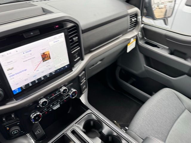 2026 Ford F-150 XLT w/Tailgate Step