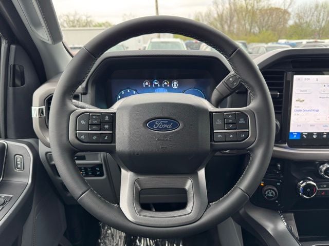 2026 Ford F-150 XLT w/Tailgate Step