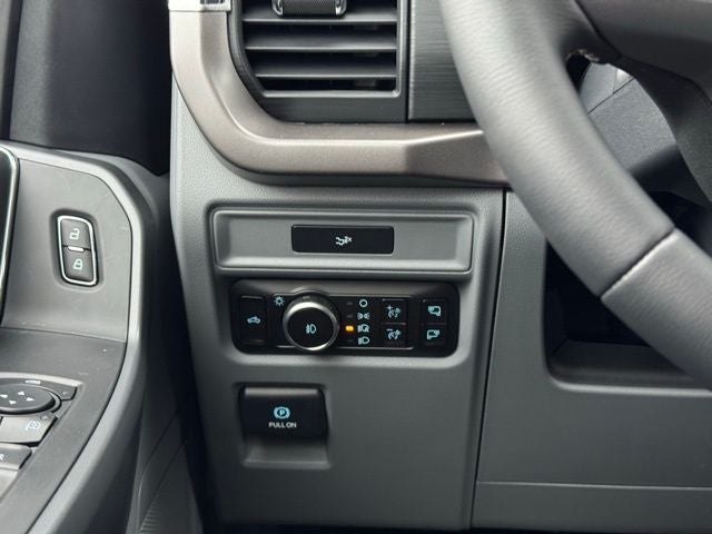 2026 Ford F-150 XLT w/Tailgate Step