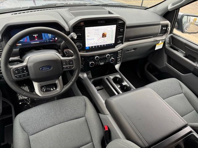 2026 Ford F-150 XLT w/Tailgate Step