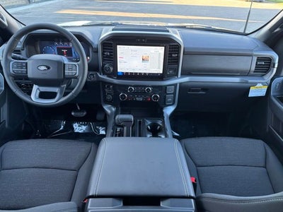 2026 Ford F-150 XLT w/20" Wheels + FX4 Pkg