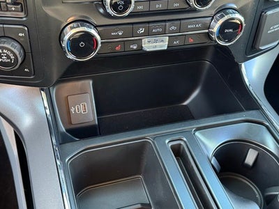 2026 Ford F-150 XLT w/FX4 Pkg + Tailgate Step