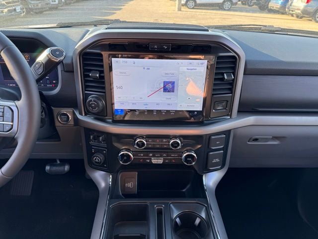 2026 Ford F-150 XLT w/FX4 Pkg + Tailgate Step