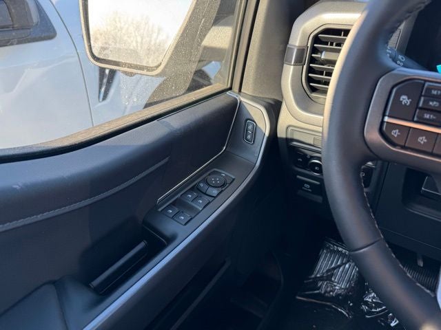 2026 Ford F-150 XLT w/Tailgate Step