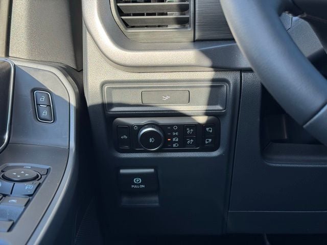 2026 Ford F-150 XLT w/Tailgate Step