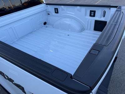 2026 Ford F-150 XLT w/Tailgate Step