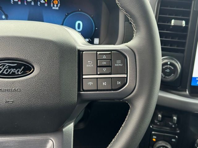 2026 Ford F-150 XLT 6.5' Bed w/Tailgate Step