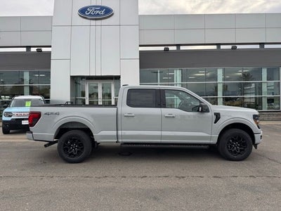 2026 Ford F-150 XLT 6.5' Bed w/Tailgate Step