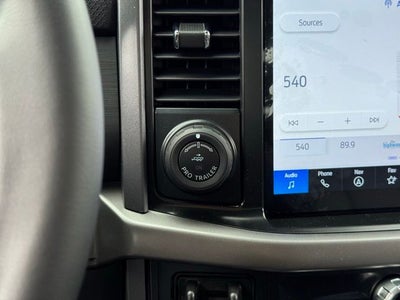 2026 Ford F-150 XLT w/Tailgate Step + Tailgate Step