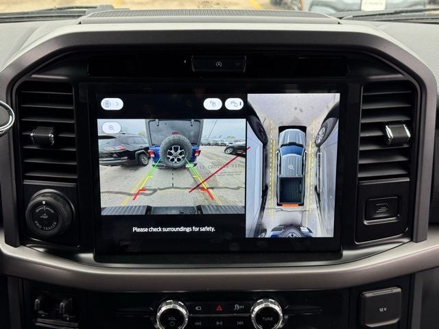 2026 Ford F-150 XLT w/Tailgate Step + Tailgate Step