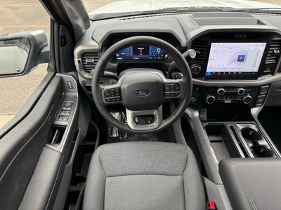 2026 Ford F-150 XLT w/Tailgate Step + Tailgate Step