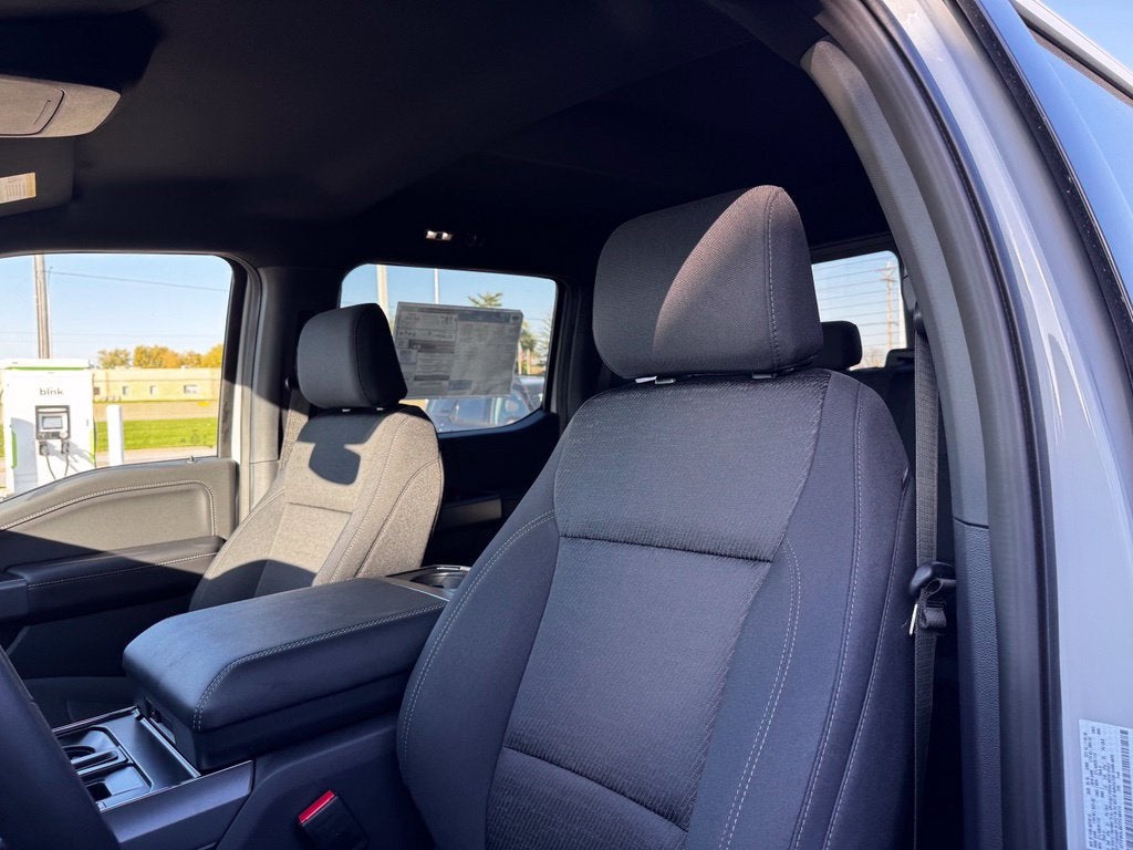 2026 Ford F-150 XLT w/20" Wheels + Dual Exhaust