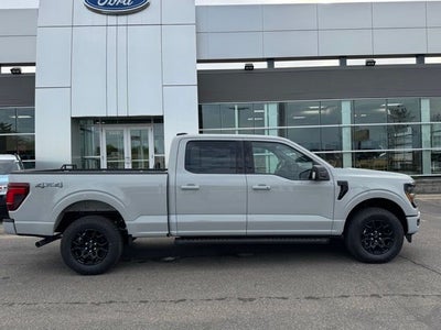 2026 Ford F-150 XLT 6.5' Bed w/Tailgate Step