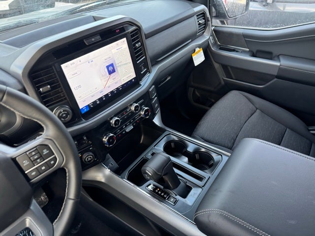 2026 Ford F-150 XLT w/Dual Exhaust + Blue Cruise