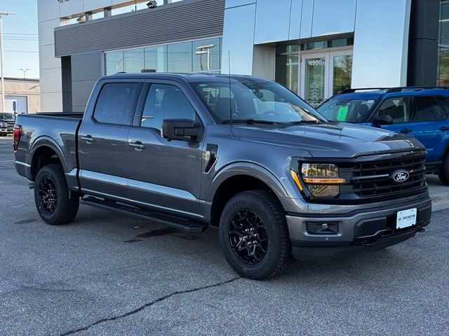 2026 Ford F-150 XLT w/Black App Pkg