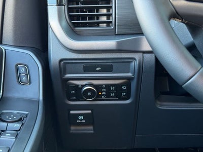 2026 Ford F-150 XLT w/Black App Pkg