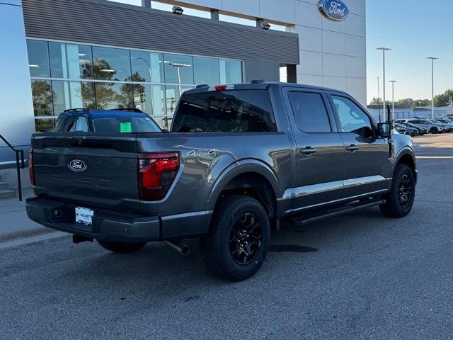 2026 Ford F-150 XLT w/Black App Pkg