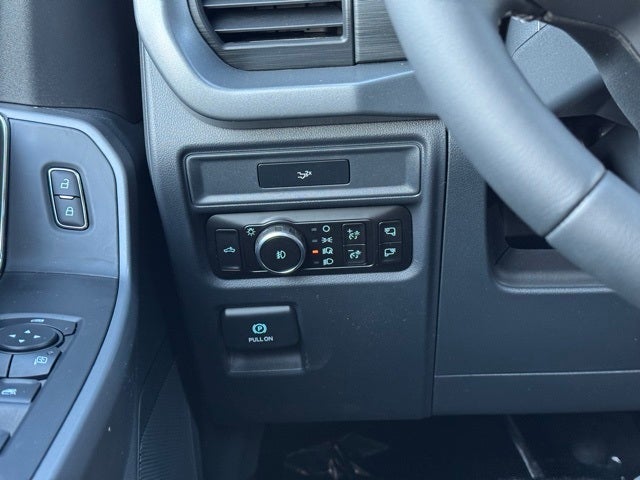 2026 Ford F-150 XLT w/Dual Exhaust + FX4 Pkg