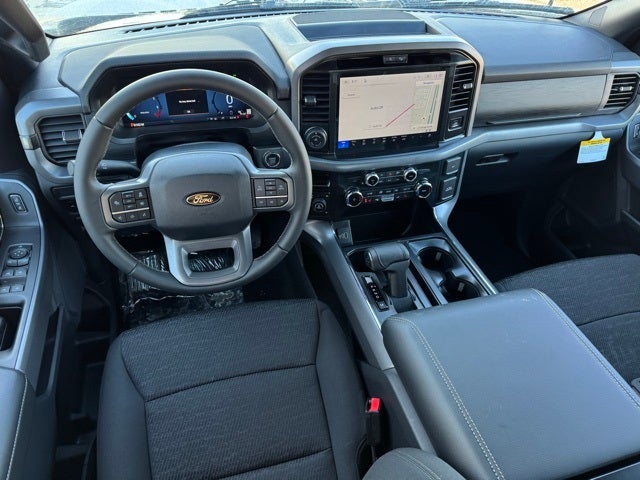 2026 Ford F-150 XLT w/Dual Exhaust + FX4 Pkg