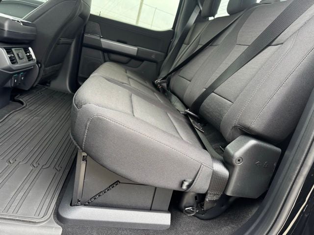 2025 Ford F-150 XLT w/ $2598 In Accessories Added