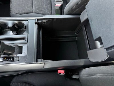 2025 Ford F-150 XLT w/ $2598 In Accessories Added