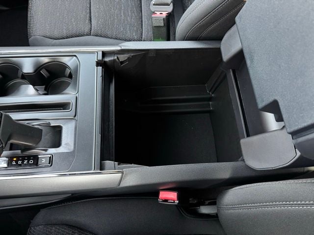 2025 Ford F-150 XLT w/ $2598 In Accessories Added