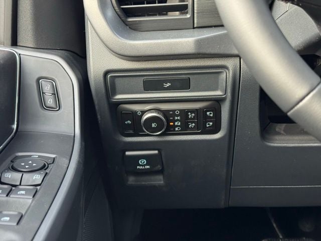 2025 Ford F-150 XLT w/ $2598 In Accessories Added