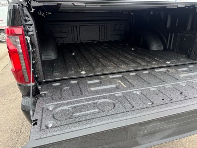 2025 Ford F-150 XLT w/ $2598 In Accessories Added