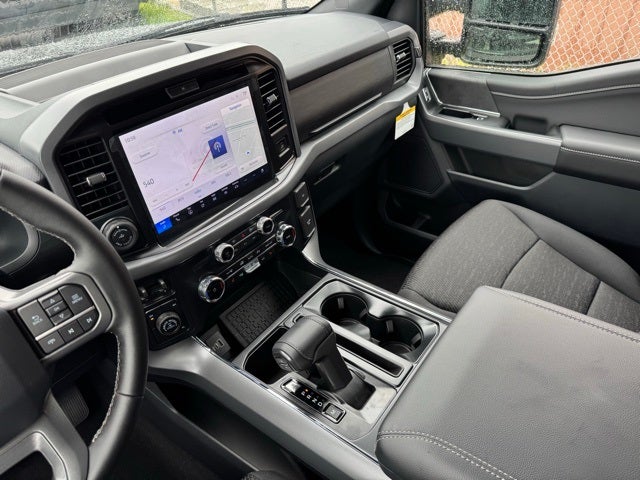 2025 Ford F-150 XLT w/ $1868 In Accessories