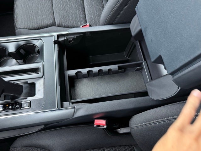 2025 Ford F-150 XLT w/ $1868 In Accessories