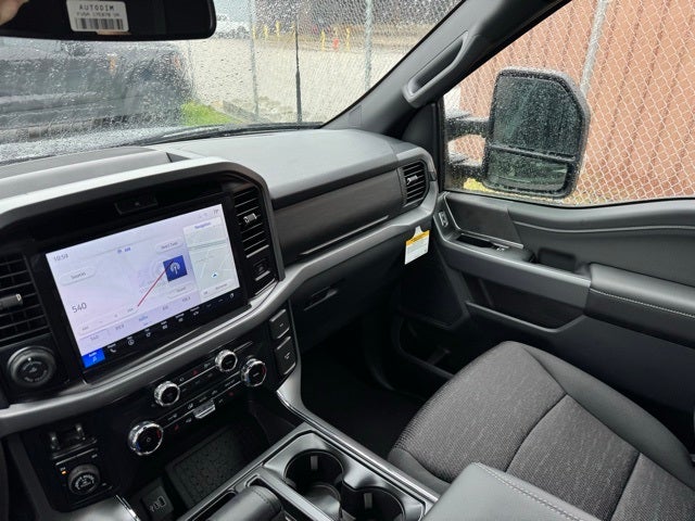 2025 Ford F-150 XLT w/ $1868 In Accessories