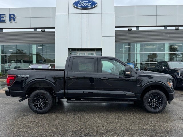 2025 Ford F-150 XLT w/ $1868 In Accessories
