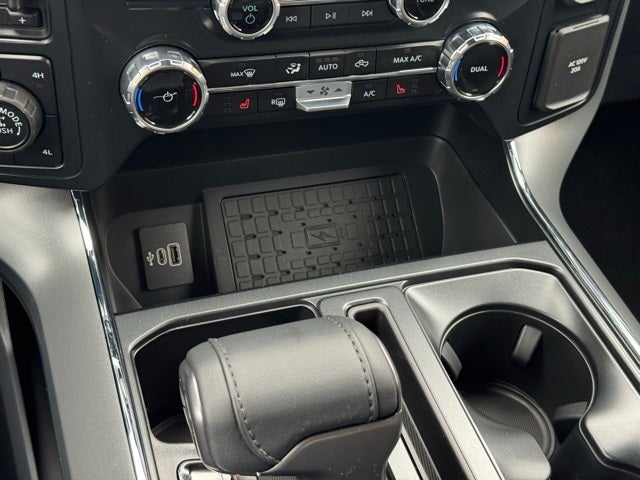 2025 Ford F-150 XLT w/ $1868 In Accessories