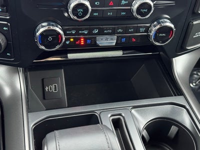 2025 Ford F-150 Lariat w/Max Tow Rear Axle + $1,444 Accessories