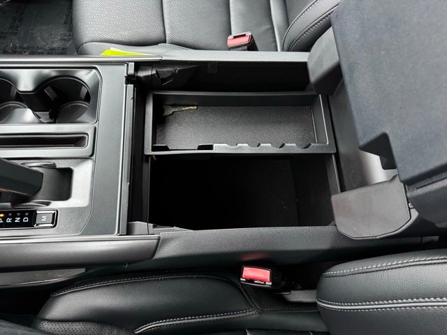 2025 Ford F-150 Lariat w/Max Tow Rear Axle + $1,444 Accessories