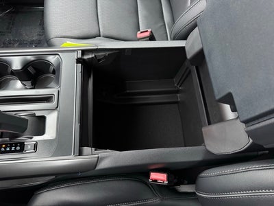 2025 Ford F-150 Lariat w/Max Tow Rear Axle + $1,444 Accessories