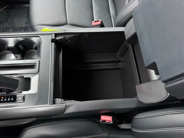 2025 Ford F-150 Lariat w/Max Tow Rear Axle + $1,444 Accessories