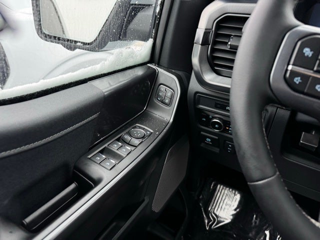 2025 Ford F-150 Lariat w/Max Tow Rear Axle + $1,444 Accessories