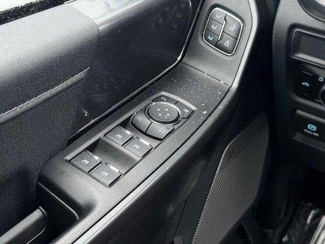 2025 Ford F-150 Lariat w/Max Tow Rear Axle + $1,444 Accessories