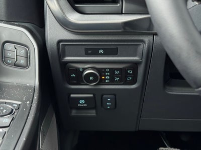 2025 Ford F-150 Lariat w/Max Tow Rear Axle + $1,444 Accessories